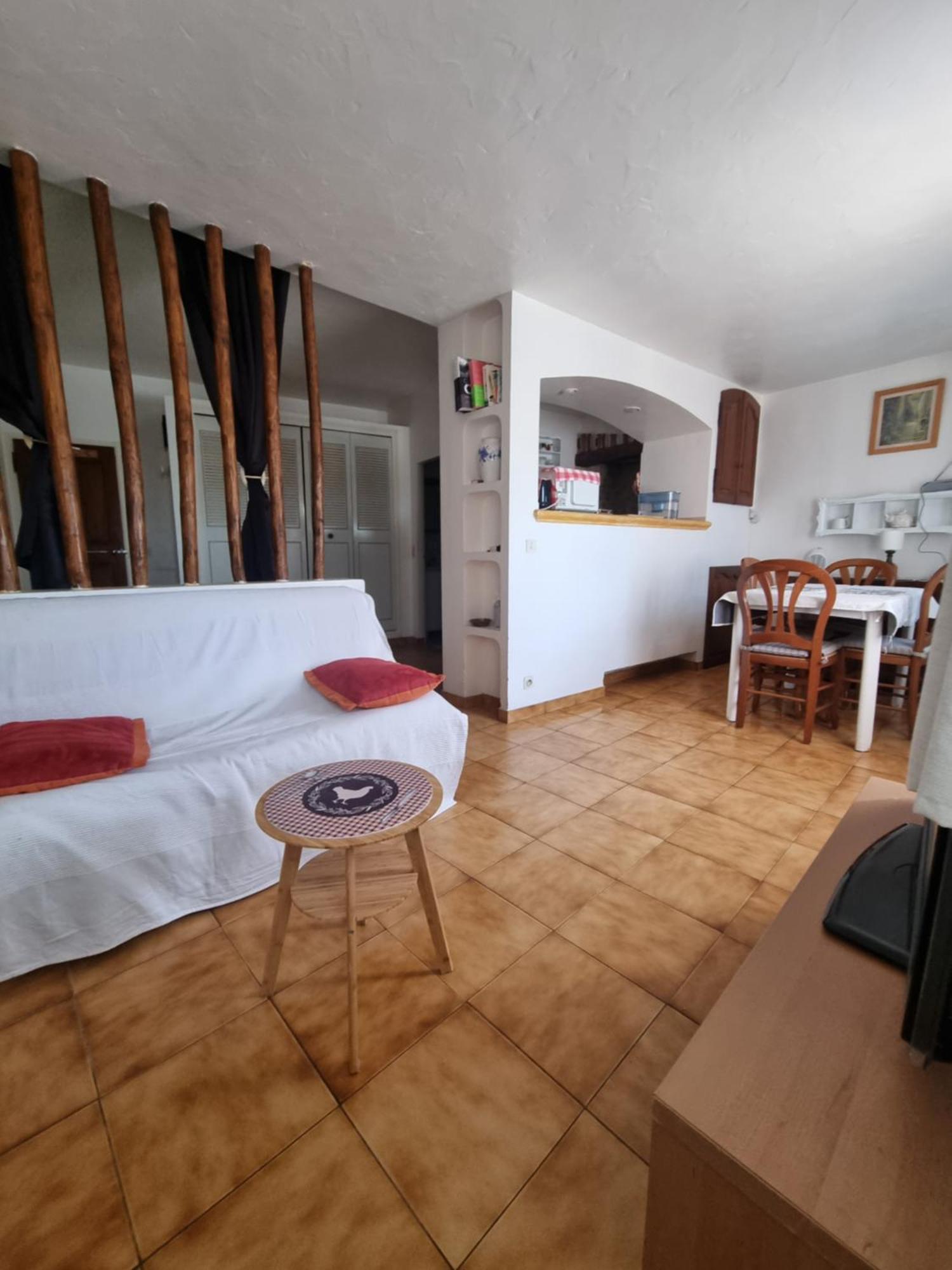Logement Equipe Grimaud Extérieur photo